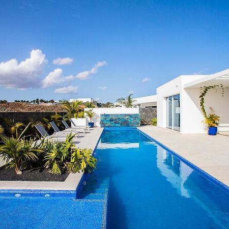 Golf Palms Villa Costa Teguise Exterior photo